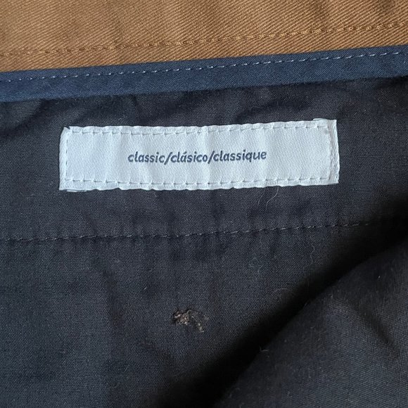 Amazon Essentials Men's Classic-Fit Wrinkle-Resistant Pleated Chino Pant 38Wx32L - Picture 4 of 11